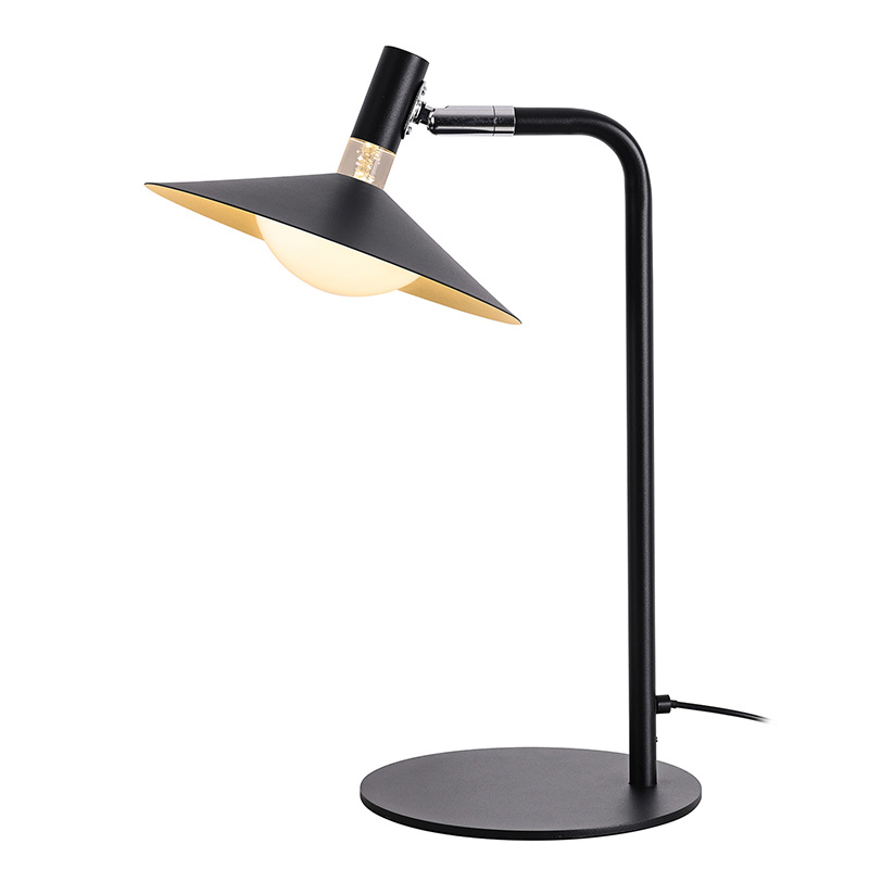 Retro industriell skrivbordslampa i metall med varmt ljus